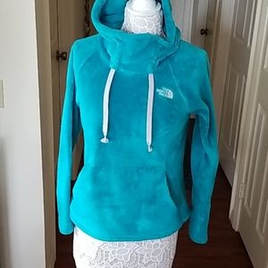 COPY - Northface hoodie
